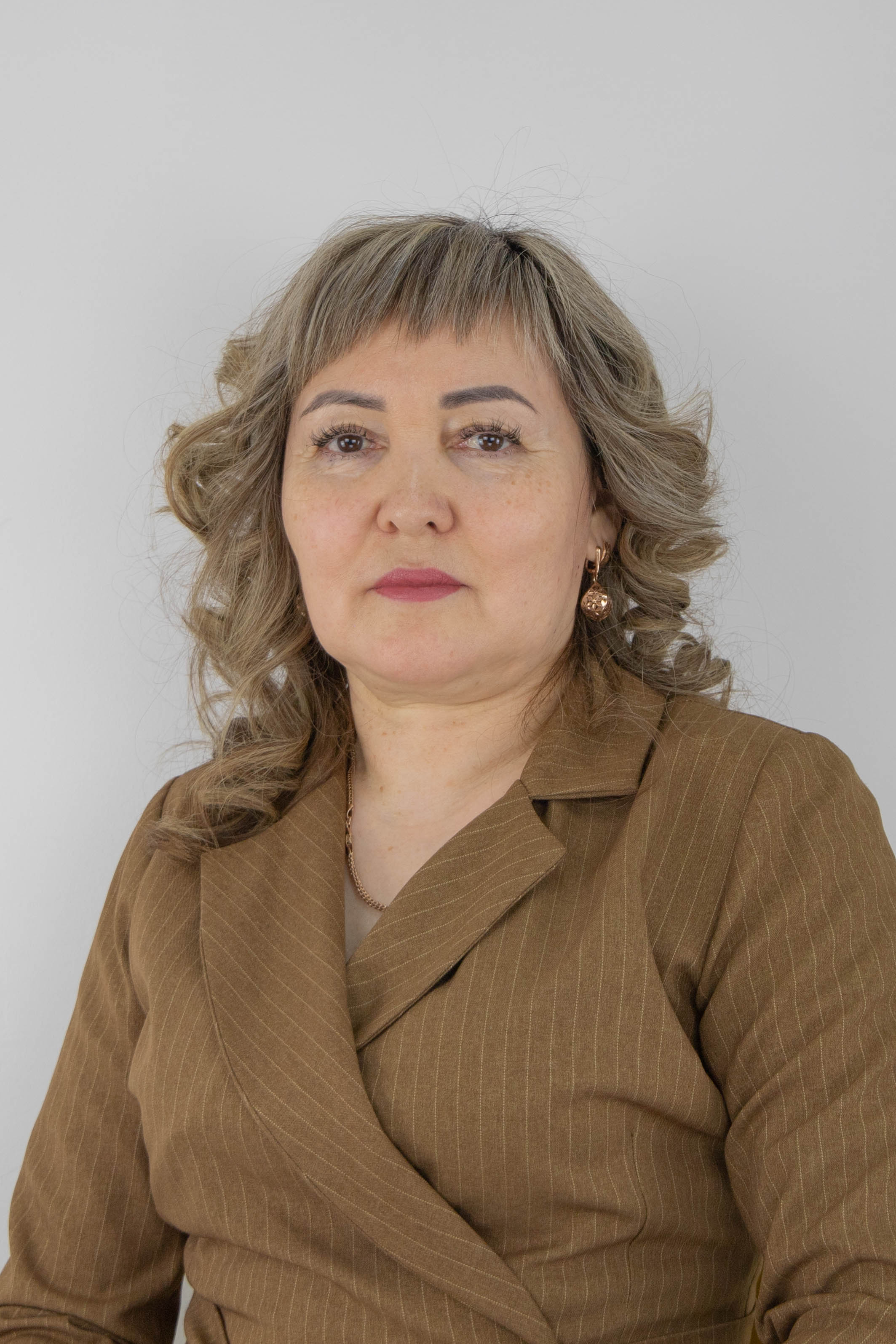 Капарова Салима Бакишевна.